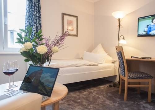 Hotel Photo 8