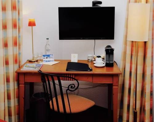 Hotel Photo 6