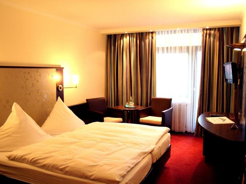 Hotel Photo 1