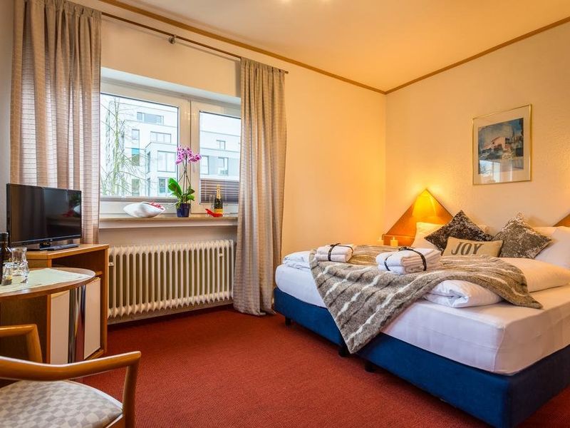 Hotel Photo 1