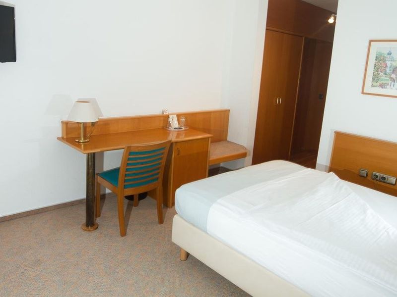 Hotel Photo 7