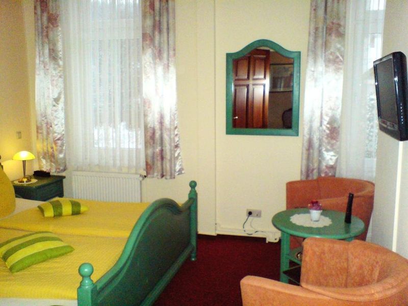Hotel Photo 1