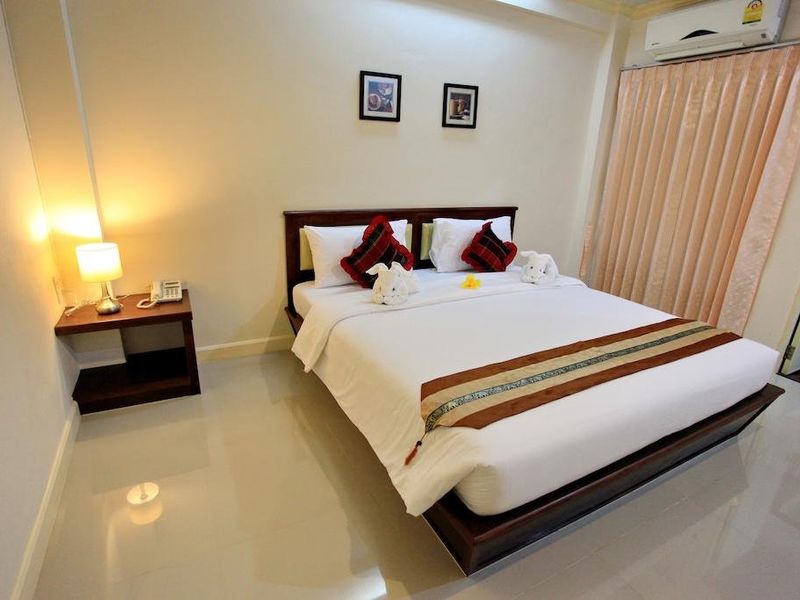 Hotel Photo 6