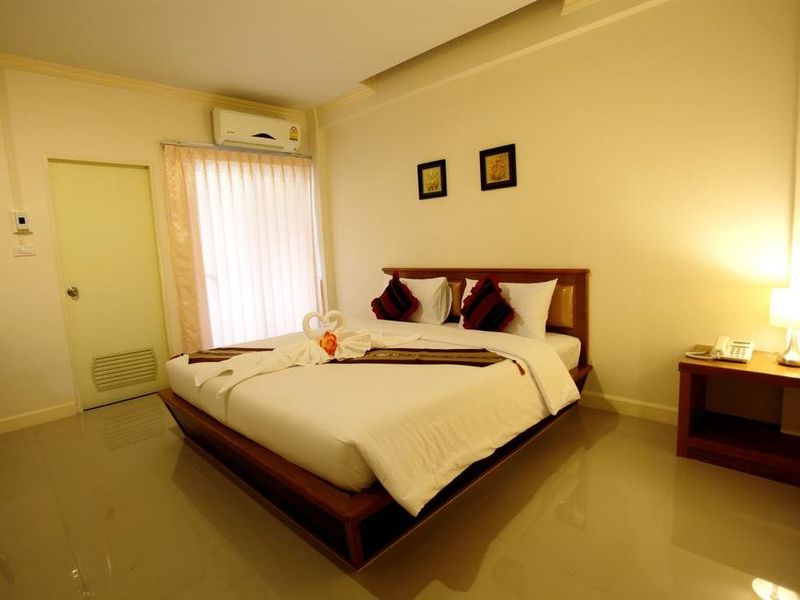 Hotel Photo 8