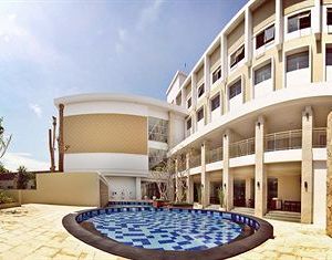 Bueno Colombo Hotel Kejayan Indonesia