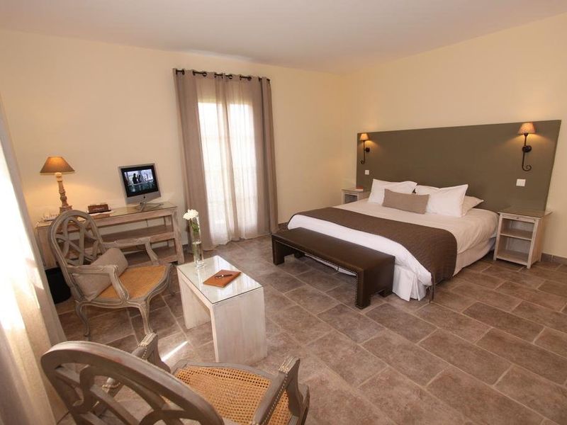 Hotel Photo 3