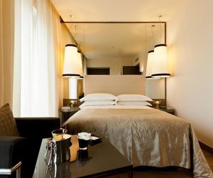 Starhotels Echo Milan Italy