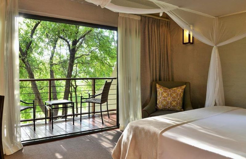 Victoria Falls Safari Suites