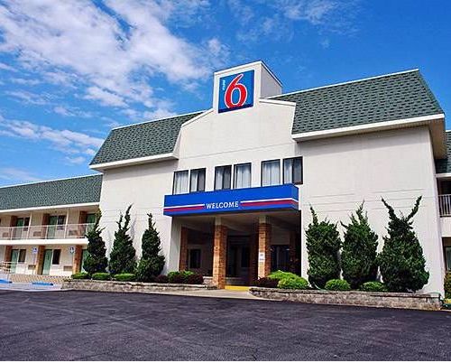 Photo of Motel 6-Niantic, CT - New London