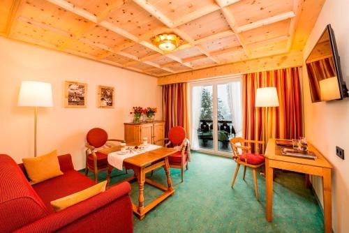 Hotel Photo 9