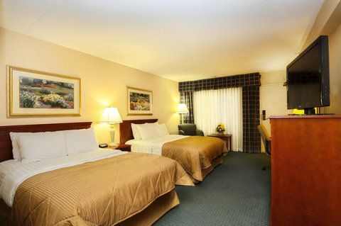 Hampton Inn & Suites Mason City, IA