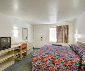 Travelodge by Wyndham Fayetteville Fayetteville United States