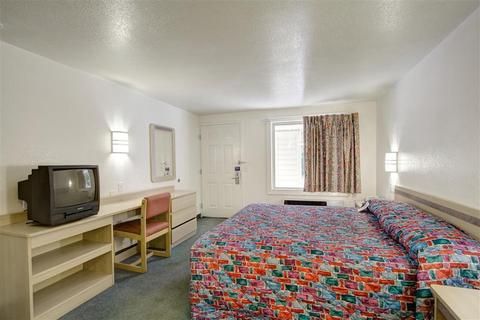 Photo of Travelodge by Wyndham Fayetteville