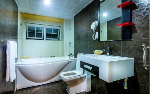 Hotel Photo 8