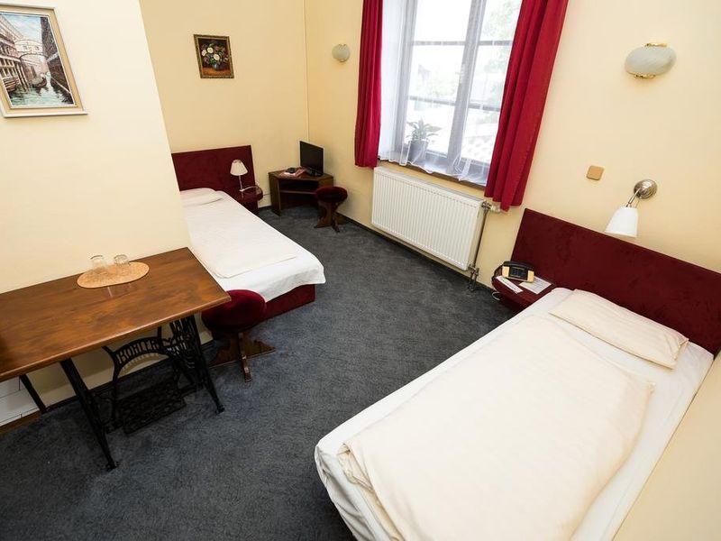 Hotel Photo 3