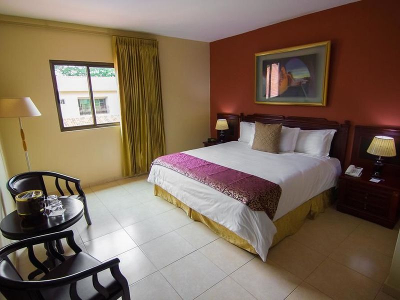 Hotel Photo 1