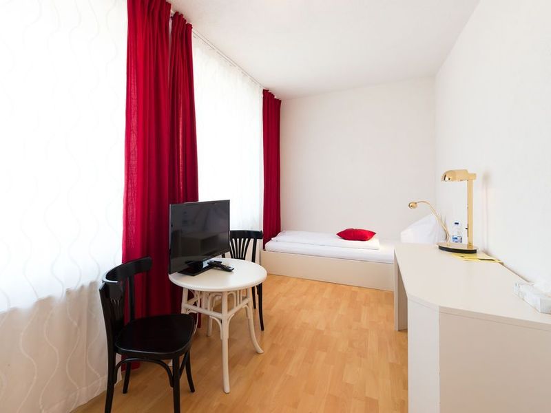 Hotel Photo 4