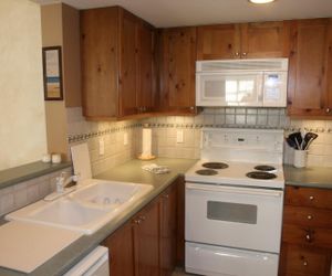 ResortQuest Rentals at Stoney Creek Lagoons Whistler Canada