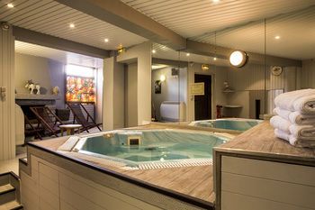 Hotel Photo 10