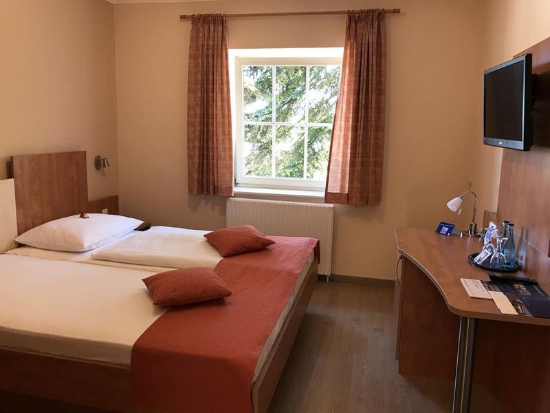 Hotel Photo 1
