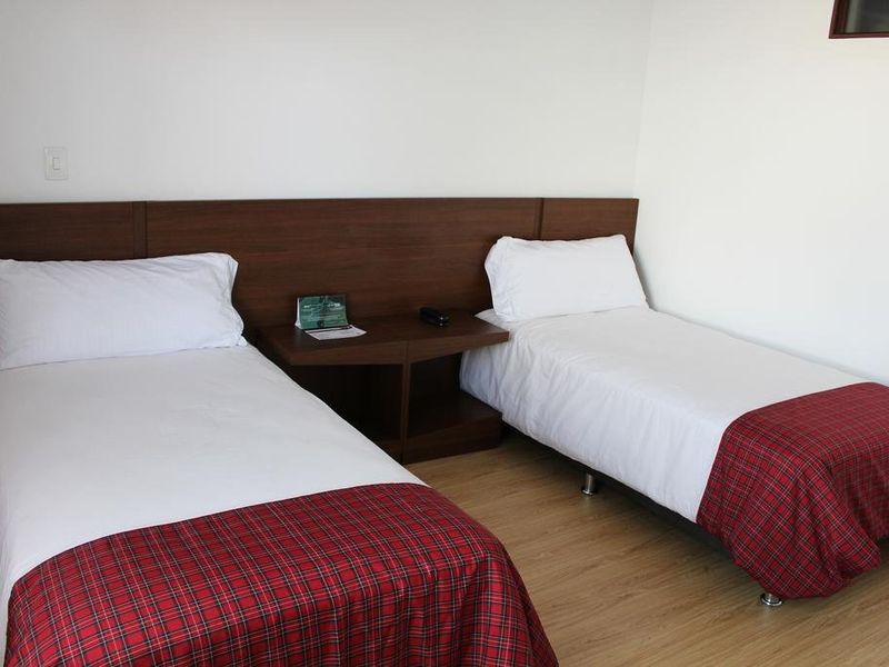 Hotel Photo 3