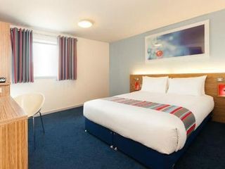 Hotel pic Travelodge Aberdeen Airport