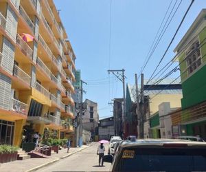 Crossroads Hostel Manila Mandaluyong Philippines