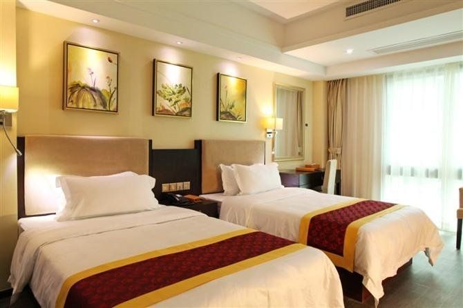 Hotel Photo 1