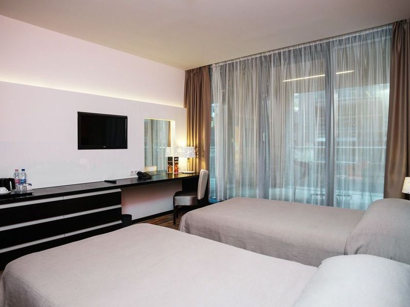 Hotel Photo 3