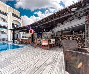 Blue Waves Suites & Apartments Kamari Greece