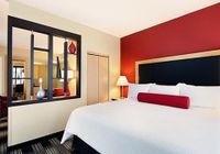 Отзывы Cambria hotel & suites Miami Airport — Blue Lagoon, 3 звезды