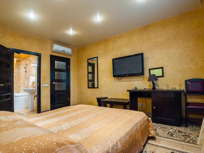 Hotel Photo 9
