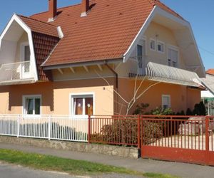 Farkas Apartmanok Balatonlelle Hungary