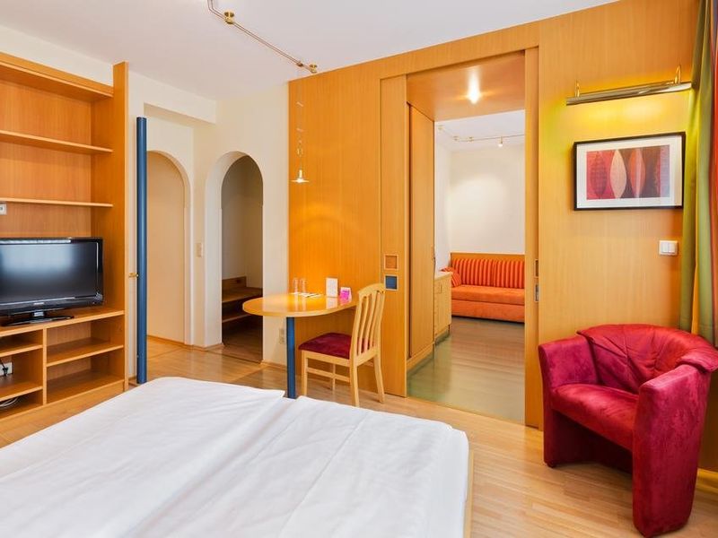 Hotel Photo 1