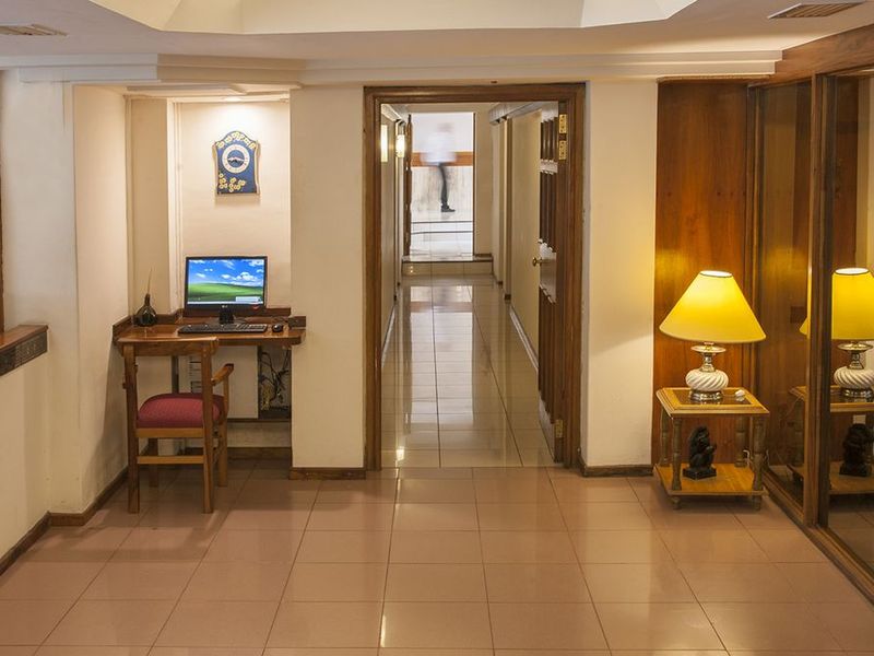 Hotel Photo 5