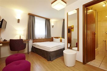 Hotel Photo 3