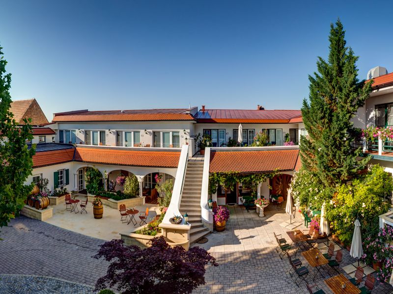 Hotel Photo 23