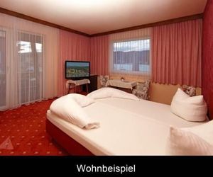 Veldener Traumschiff - ehem. Sporthotel Berger Velden am Woerthersee Austria