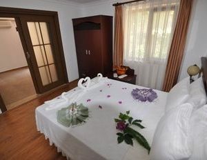 Longhouse Inn hotel Dalyan Turkey