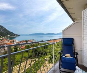 Apartments Nikolic Gradac Croatia