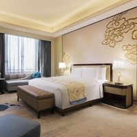 Wanda Realm Chifeng Hotel