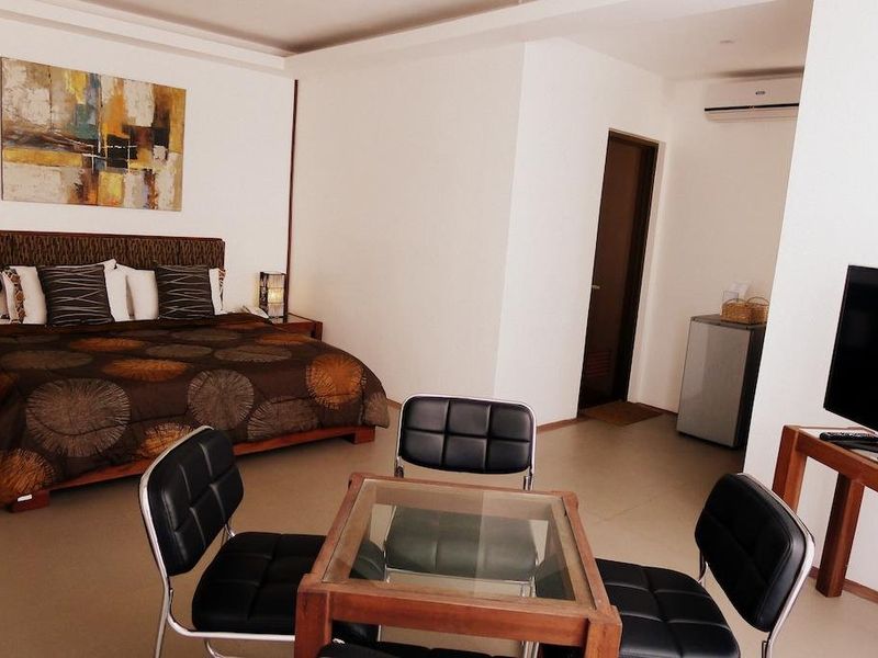 Hotel Photo 8