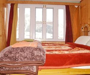 Hotel Glacier Heights Sonamarg India