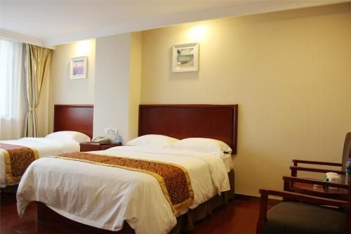 GreenTree Inn ShanDong ZaoZhuang TengZhou Middle PingXing Road GuiHe Shell Hotel