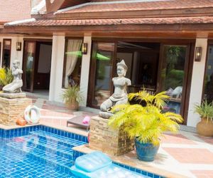 Sirinthara Villa Nai Harn Thailand