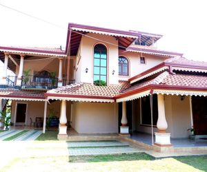 Fire Dragon Guest House Negombo Sri Lanka