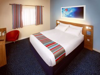 Фото отеля Travelodge Sheffield Central