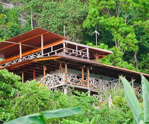 Lookout Inn Beach Rain-forest Eco Lodge Carate Costa Rica