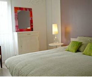 LITTLE SUITE   HUGO Lille France