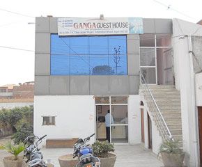 NearBy Hotel